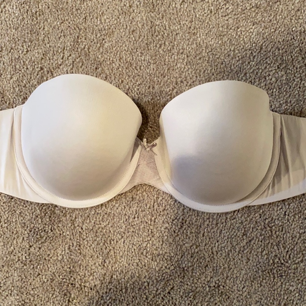 Strapless bra